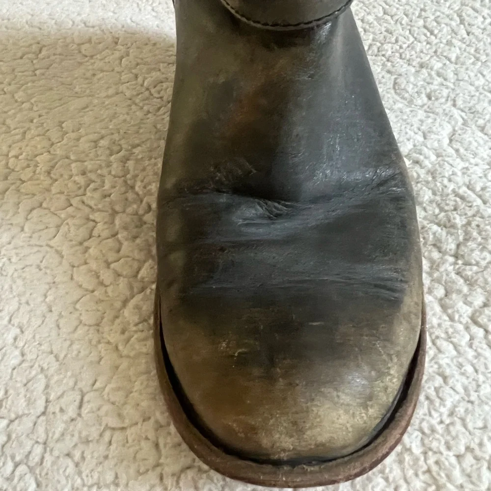 Frye Women's Black Distressed Leather Boots - Picture 7 of 13